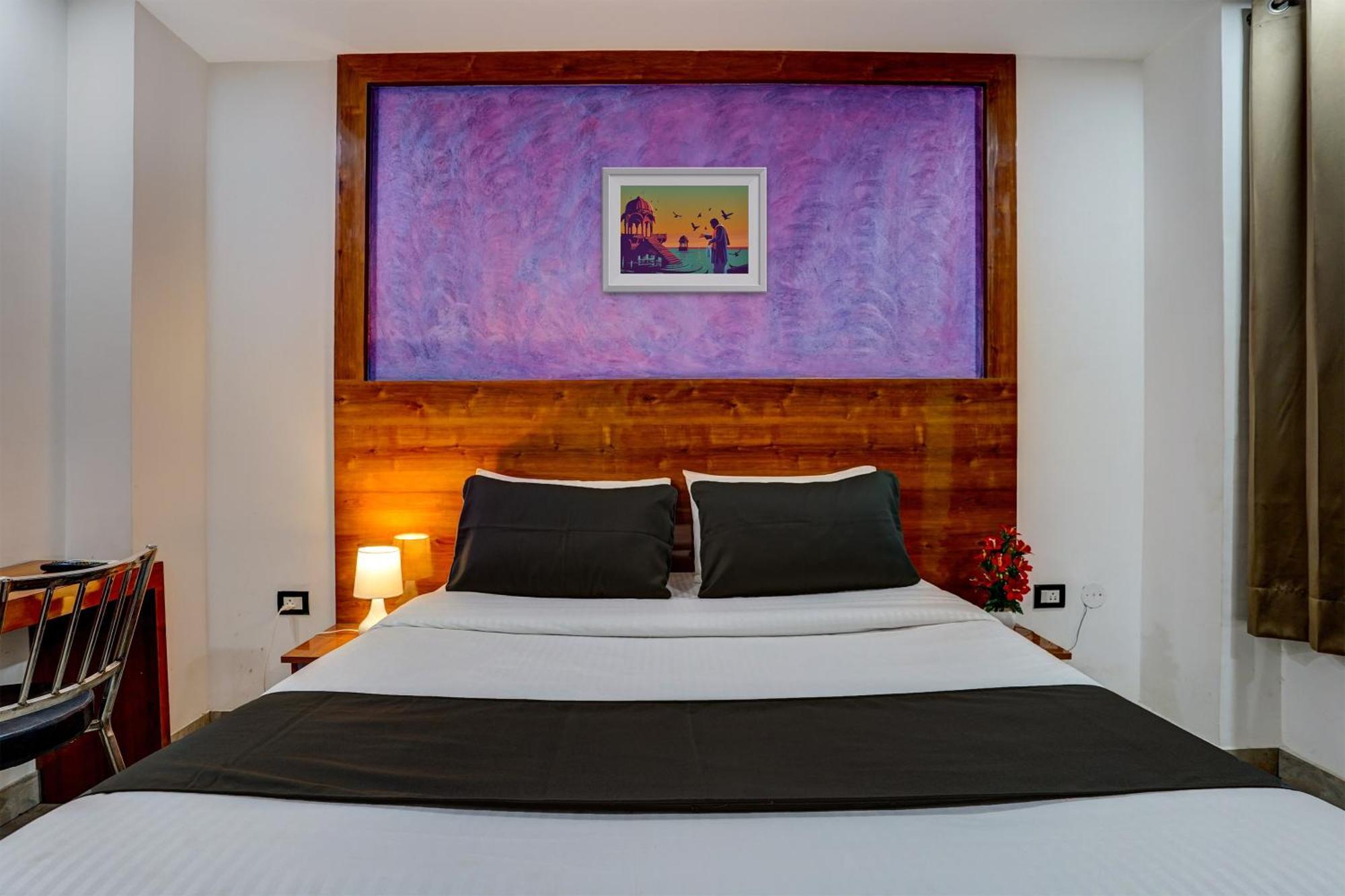 Hotel Hight Krone A Family Hotel Near Igi Airport Delhi New Delhi Eksteriør billede
